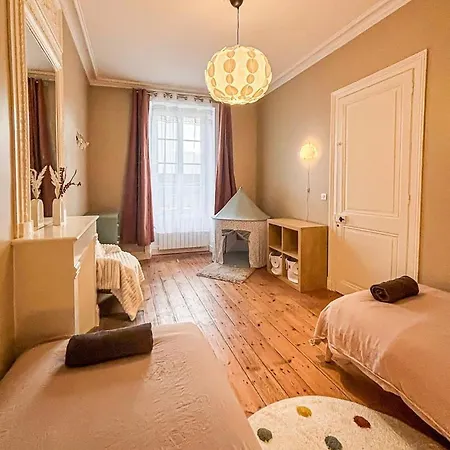 Villa Le Voilier, Proche Plages & Centre-ville, 8 Pers